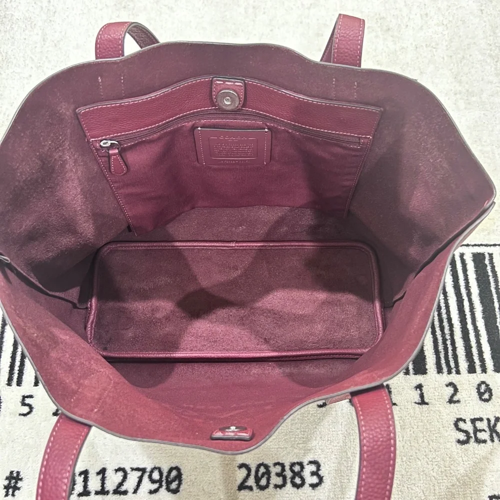 Coach Pebble Leather Cameron Large Tote Shoulder Bag in Burgundy / Wine - Picture 9 of 13